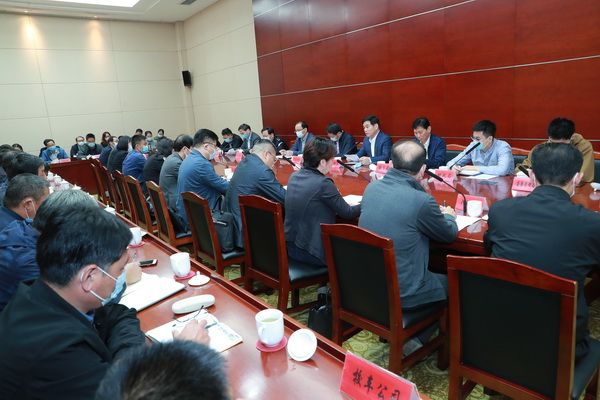 常州市召開校車安全管理聯(lián)席會(huì)議